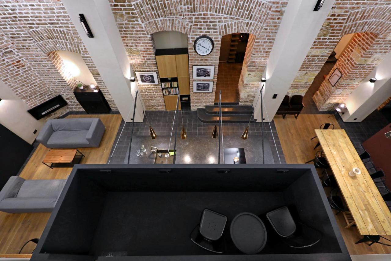 American Loft In The Heart Of Прага Экстерьер фото