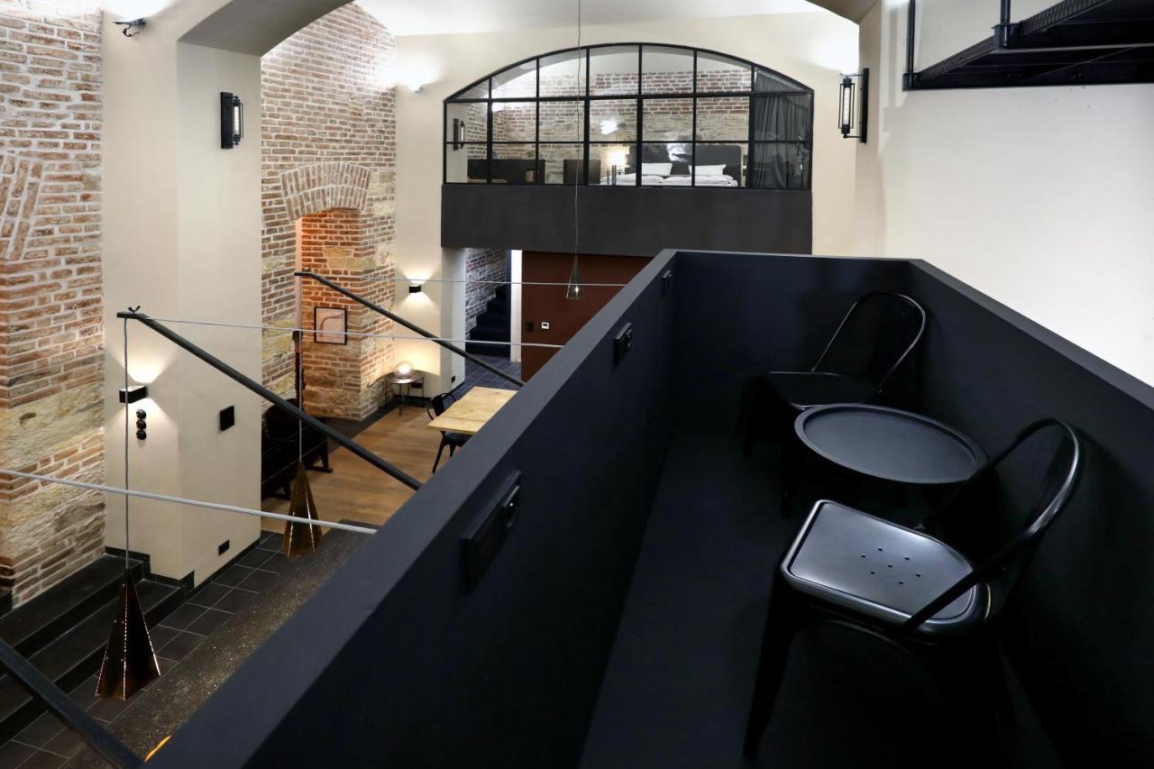 American Loft In The Heart Of Прага Экстерьер фото
